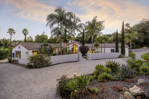 40 El Cielito Rd, Santa Barbara, CA 93105