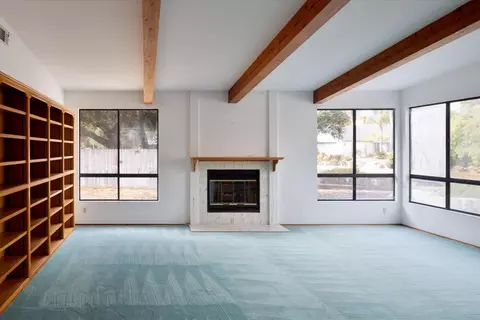Living - 970 Onstott Rd, Lompoc, CA 93436 photo 4 of 11