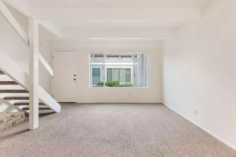Living - 220 Elm Ave #10, Carpinteria, CA 93013 photo 3 of 5