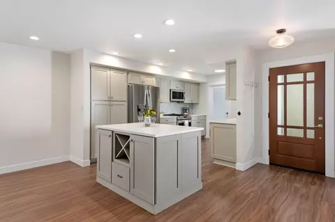 Kitchen - 212 Hillview Dr, Goleta, CA 93117 photo 1 of 3