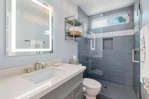 Bath - 212 Hillview Dr, Goleta, CA 93117 photo 1 of 3