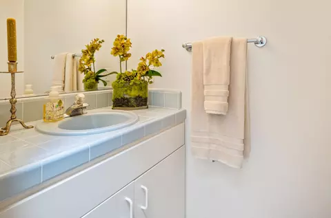 Bath - 624 Hillside Dr, Solvang, CA 93463 photo 4 of 4