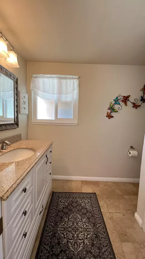 Bath - 268 Vega Ave, Lompoc, CA 93436 photo 1 of 4