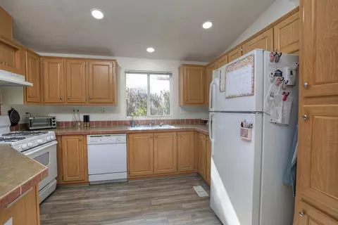 610 E Pine Ave #SPC 44, Lompoc, CA 93436 photo 13