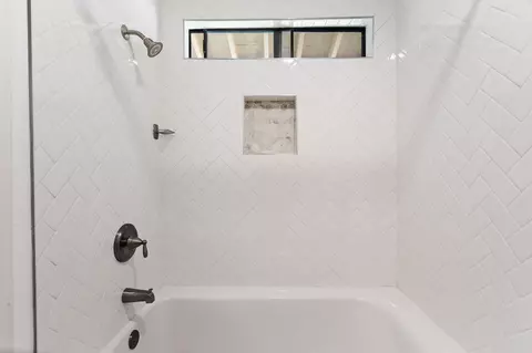 Bath - 5290 Overpass Rd #8, Goleta, CA 93111 photo 2 of 2