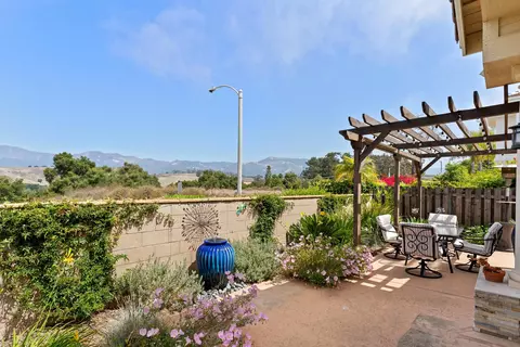 7814 Day Rd, Goleta, CA 93117