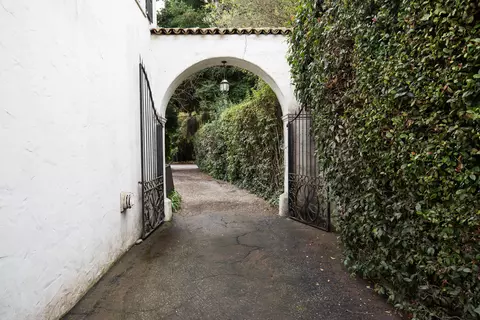 1556 San Leandro Ln, Montecito, CA 93108 photo 21