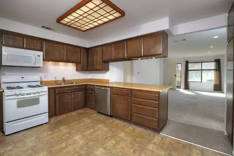 Kitchen - 4407 Catlin Cir #C, Carpinteria, CA 93013 photo 2 of 3