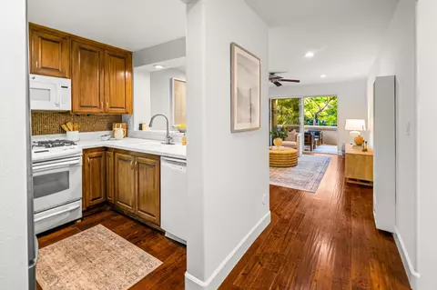 205 Por La Mar Cir, Santa Barbara, CA 93103