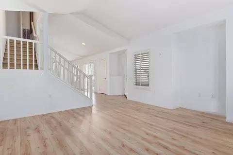5648 Daisy St, Simi Valley, CA 93063 photo 8