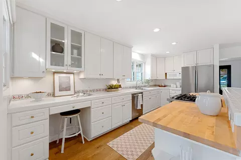 Kitchen - 4155 Venice Ln, Carpinteria, CA 93013 photo 1 of 3