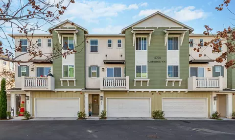 5701 Surfrider Way #102, Goleta, CA 93117