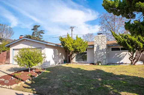 348 Coronado Dr, Goleta, CA 93117