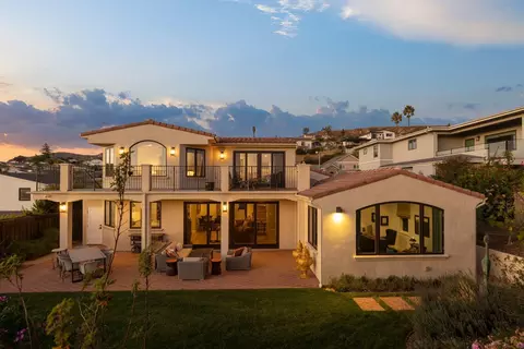 5548 Rainier St, Ventura, CA 93003