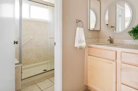 Bath - 2133 Creekside Dr, Solvang, CA 93463 photo 4 of 4