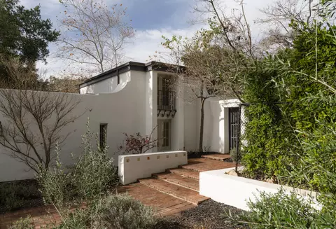 Exterior - 1107 Clover Ln, Montecito, CA 93108 photo 3 of 10