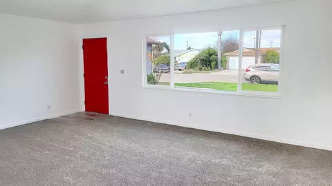 916 W Nectarine Ave, Lompoc, CA 93436 photo 3