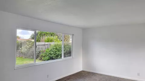 916 W Nectarine Ave, Lompoc, CA 93436 photo 5