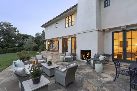 Exterior - 2267 Featherhill Rd, Montecito, CA 93108 photo 6 of 7