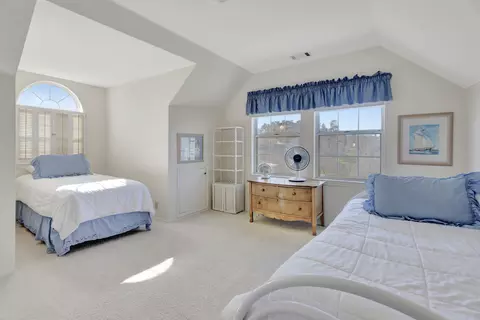 Bedroom - 2445 Stern Deck Rd, Bradley, CA 93426 photo 3 of 6