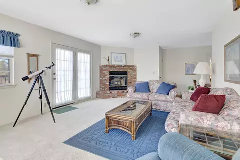 Living - 2445 Stern Deck Rd, Bradley, CA 93426 photo 1 of 3