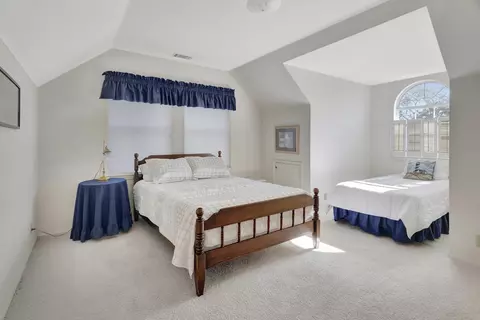 Bedroom - 2445 Stern Deck Rd, Bradley, CA 93426 photo 5 of 6