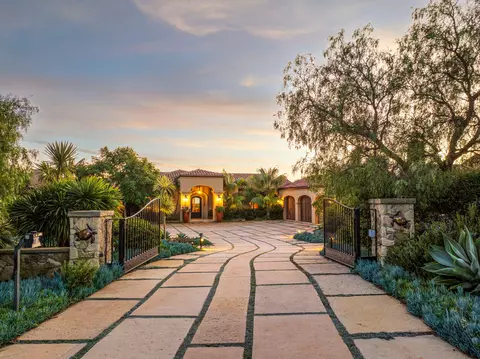 3455 Marina Dr, Santa Barbara, CA 93110