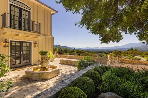 4274 Thacher Rd, Ojai, CA 93023
