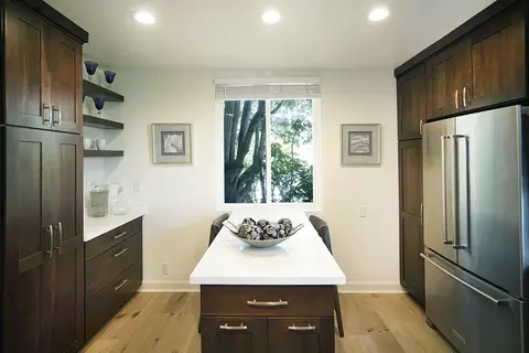 Kitchen - 55 Seaview Dr, Montecito, CA 93108 photo 2 of 2