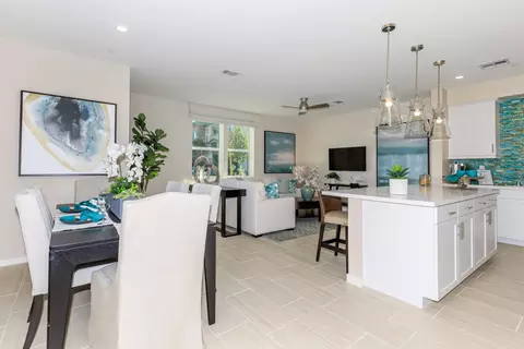 Kitchen - 725 Winchester Dr, Oxnard, CA 93036 photo 3 of 3