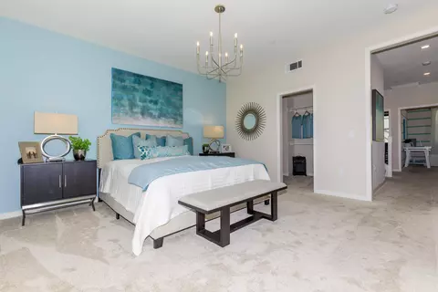 Bedroom - 725 Winchester Dr, Oxnard, CA 93036 photo 2 of 6