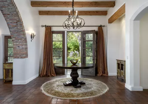 Entry Way - 2222 E Valley Rd, Montecito, CA 93108 photo 1 of 2