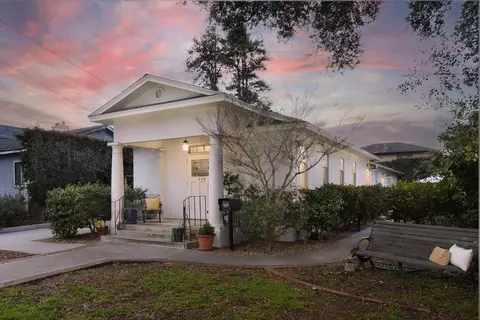 924 Walnut Ave, Carpinteria, CA 93013