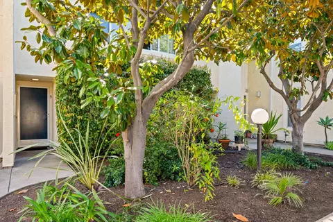 415 W Gutierrez St #9, Santa Barbara, CA 93101