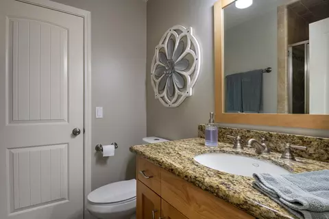 Bath - 1203 Harris Dr, Lompoc, CA 93436 photo 1 of 4