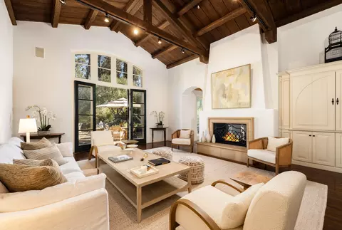 454 Meadowbrook Dr, Montecito, CA 93108 photo 2