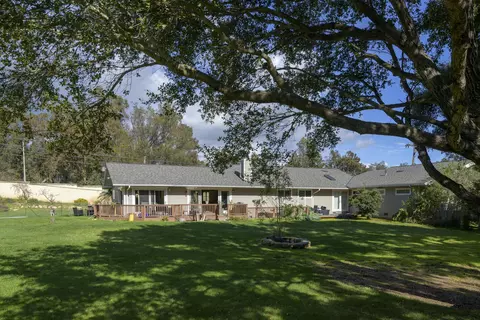 3583 Modoc Rd, Santa Barbara, CA 93105
