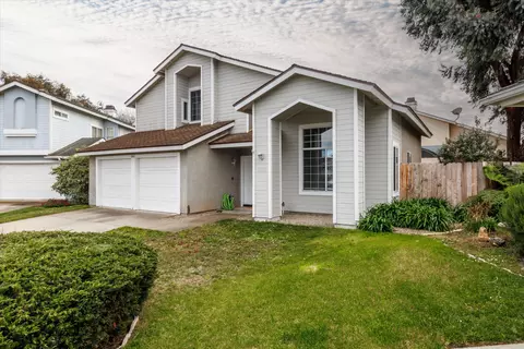 Exterior - 1341 Lloyd Pl, Lompoc, CA 93436 photo 2 of 7