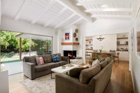 460 Foxen Dr, Santa Barbara, CA 93105