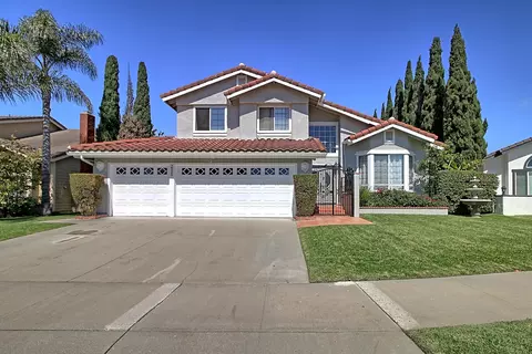 Exterior - 2505 Lilac Walk, Oxnard, CA 93030 photo 8 of 8