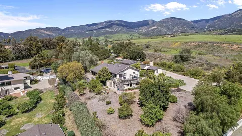 4400 Meadowlark Ln, Santa Barbara, CA 93105