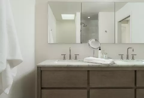 Bath - 1369 Danielson Rd, Montecito, CA 93108 photo 6 of 7