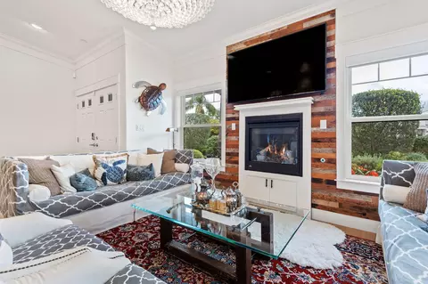 Living - 5157 Ogan Rd, Carpinteria, CA 93013 photo 1 of 2