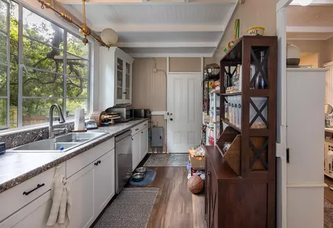 533 Brinkerhoff Ave, Santa Barbara, CA 93101 photo 9