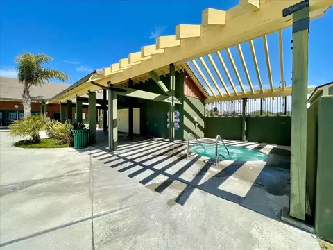 Exterior - 542 Palomar Cir, Lompoc, CA 93436 photo 7 of 9
