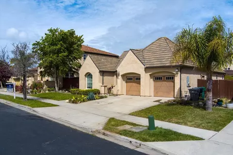 Exterior - 542 Palomar Cir, Lompoc, CA 93436 photo 2 of 9