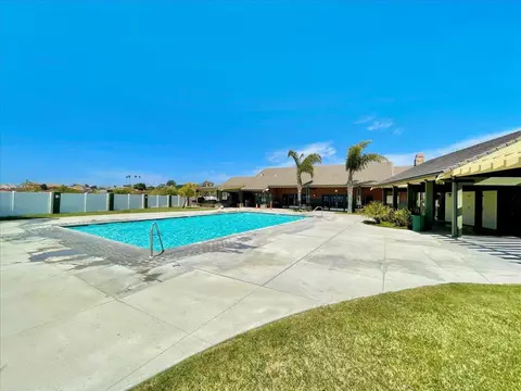 Exterior - 542 Palomar Cir, Lompoc, CA 93436 photo 6 of 9