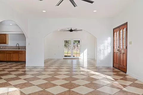 Living - 717 W Villanova Rd, Ojai, CA 93023 photo 4 of 7