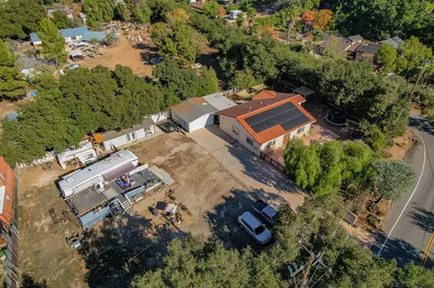 View/Area - 717 W Villanova Rd, Ojai, CA 93023 photo 2 of 5