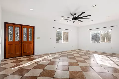 Living - 717 W Villanova Rd, Ojai, CA 93023 photo 1 of 7